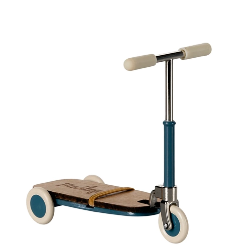 Maileg Kick Board Scooter Mouse - Blue